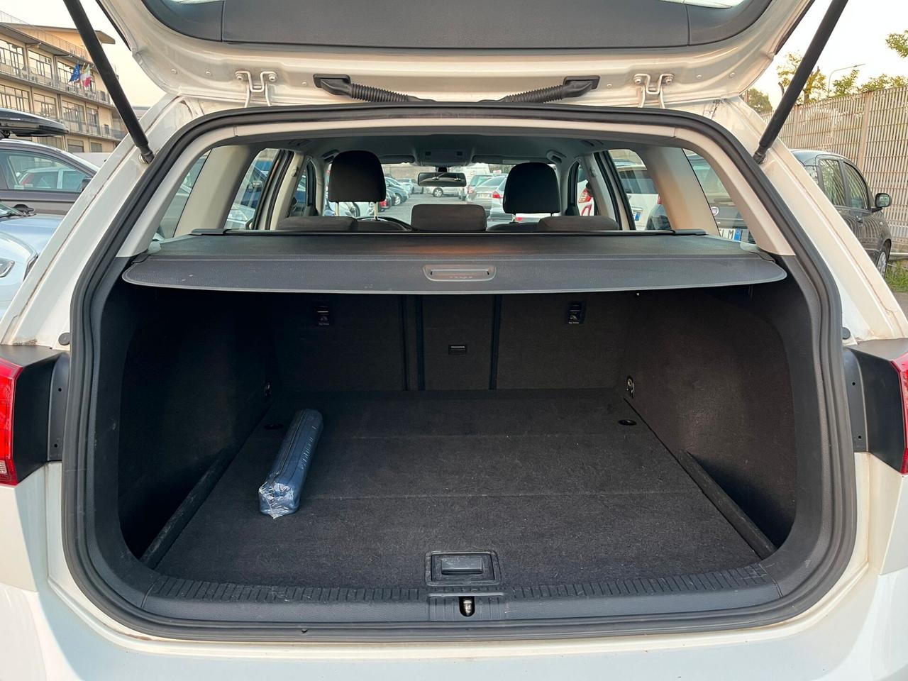 Volkswagen Golf Variant 1.6 TDI 115 CV DSG Business BlueMotion Tech.