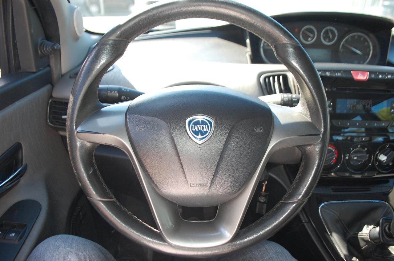 Lancia Ypsilon 1.2 gpl 69CV Ecochic Uff. Italy