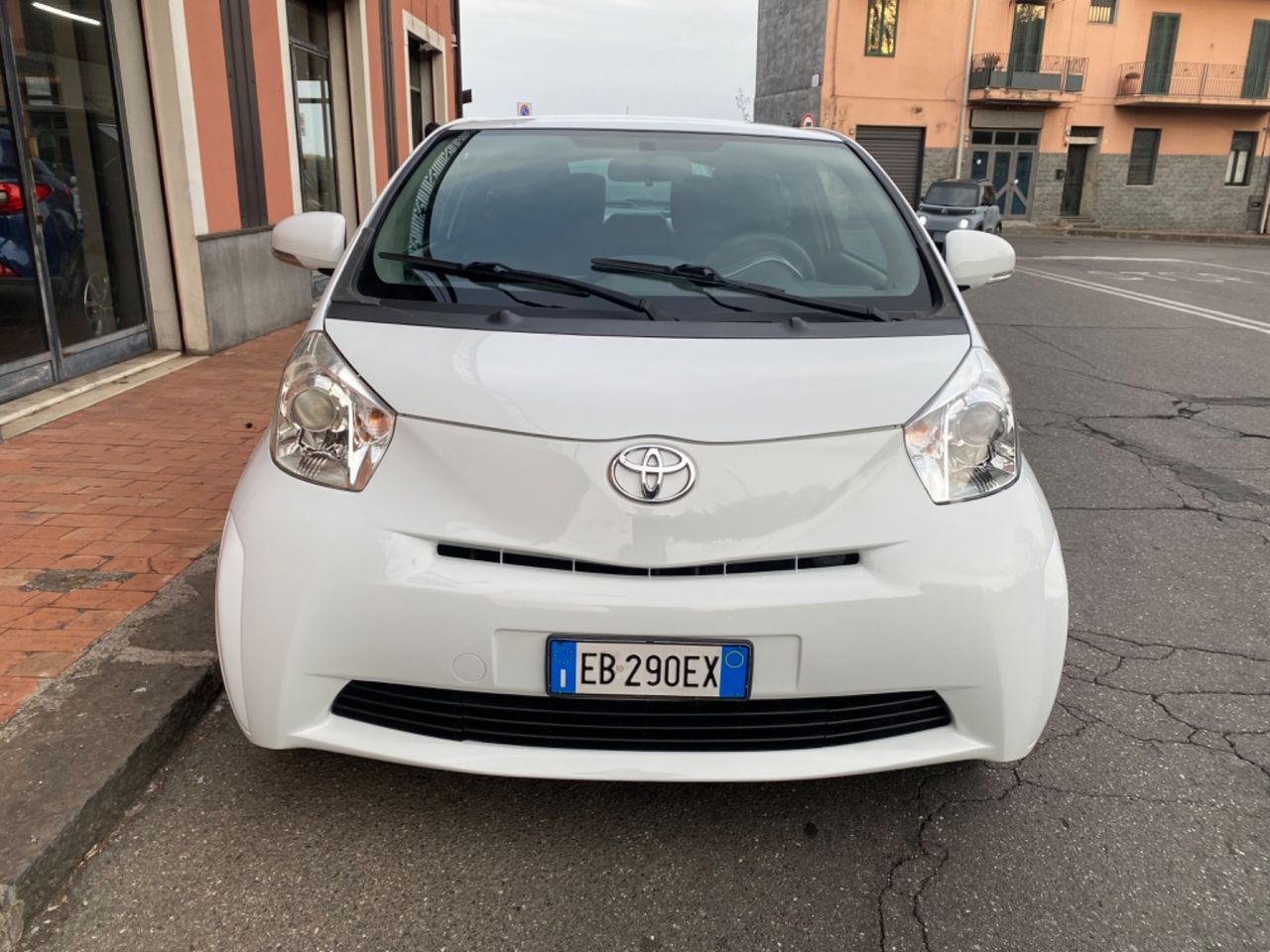 Toyota iQ 1.0 Sol 68cv 2010