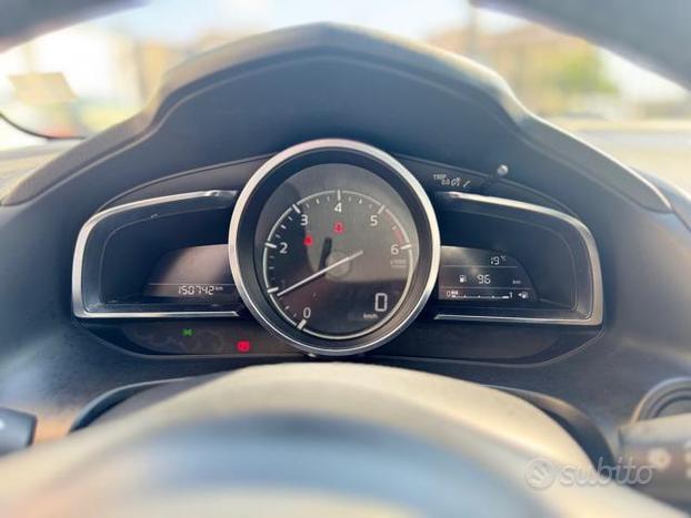 MAZDA 3 1.5 Skyactiv-D Exceed OK NEOPATENTATI