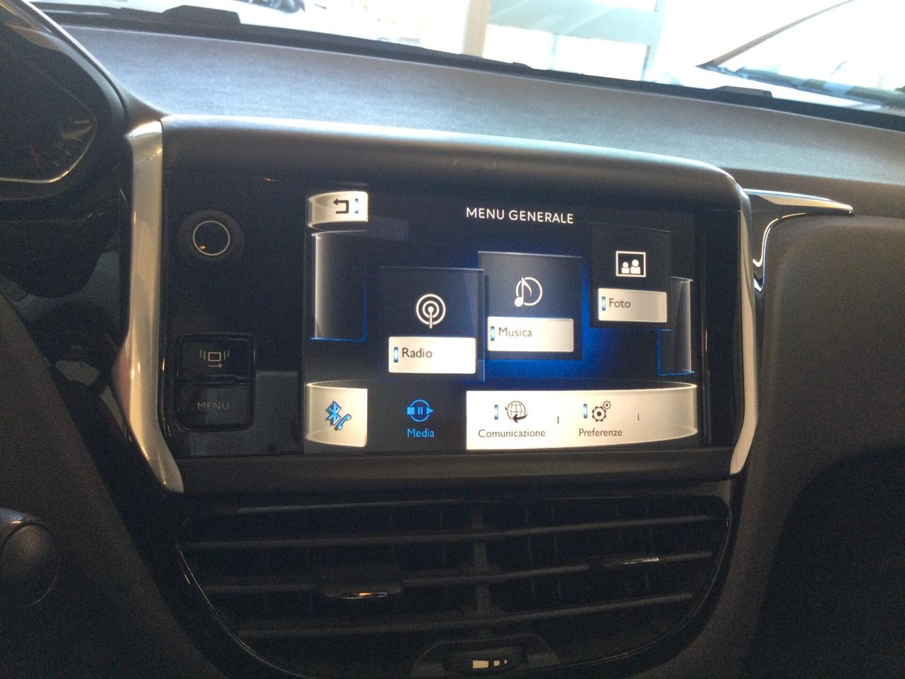 Peugeot 208 1.2 VTi 82 CV 5 porte Allure