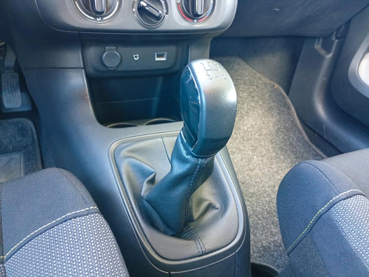 CITROEN C3 1.2 BENZINA UNICOPROPRIETARIO SOLO 82.000 KM