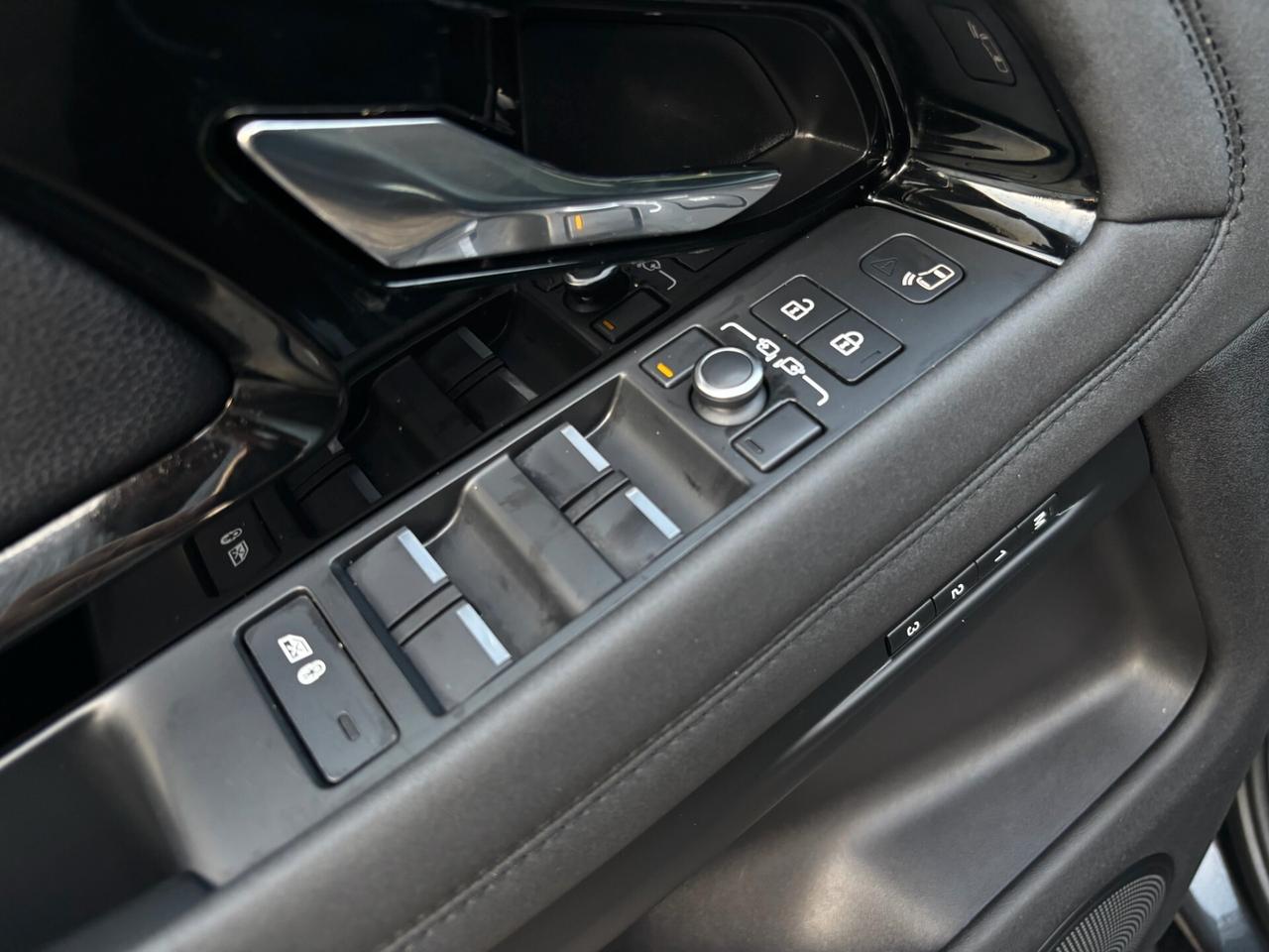 Land Rover Range Evoque 2.0D I4 163 CV AWD Auto R-Dynamic MY 22