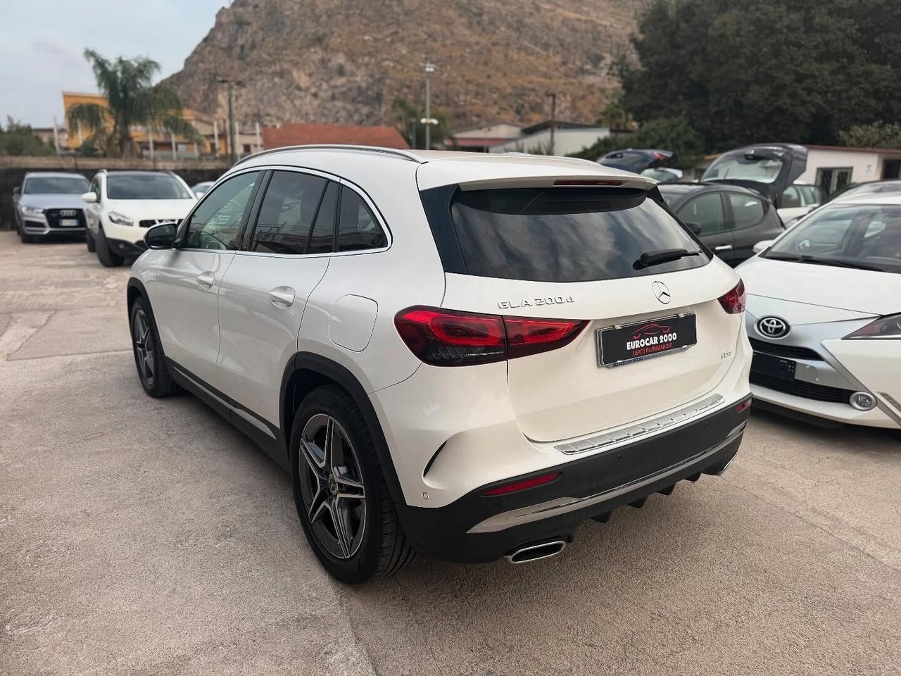 MERCEDES GLA 200d PREMIUM AMG
