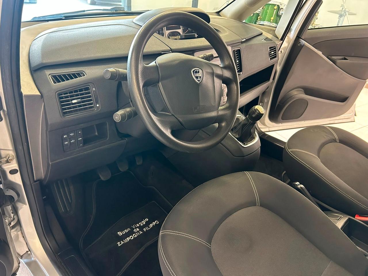 Lancia MUSA 1.3 Mjt 95 CV Gold 2012