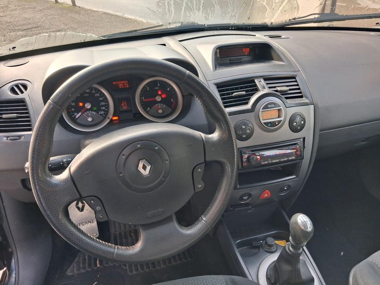 Renault Megane Mégane 1.5 dCi/100CV 5 porte Confort Dynamique