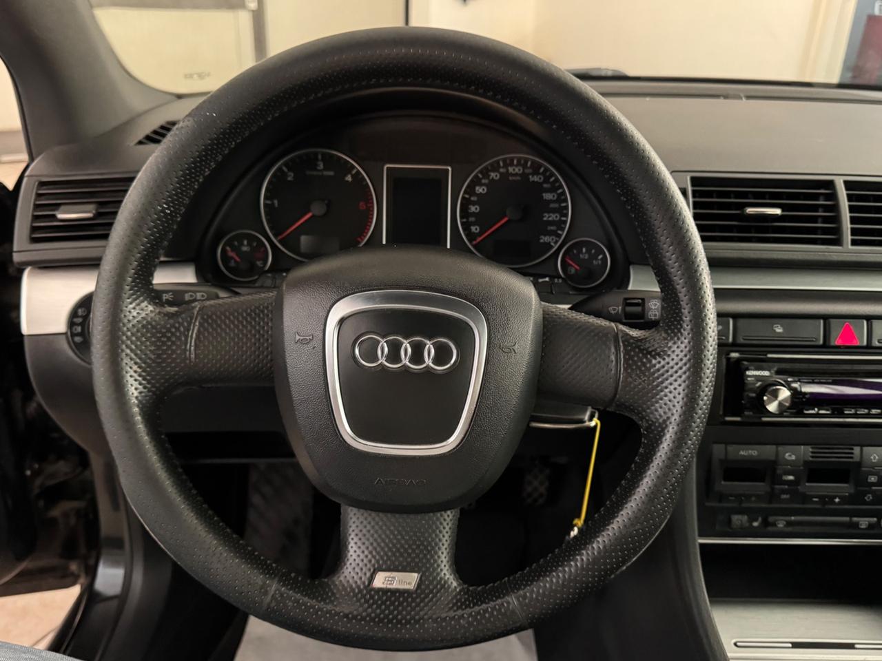 Audi A4 2.0 TDI 140cv Avant S-Line