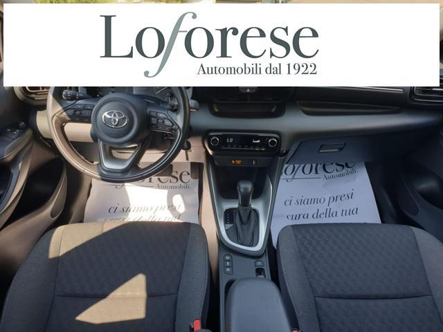 TOYOTA Yaris 1.5 Hybrid 5 porte Business