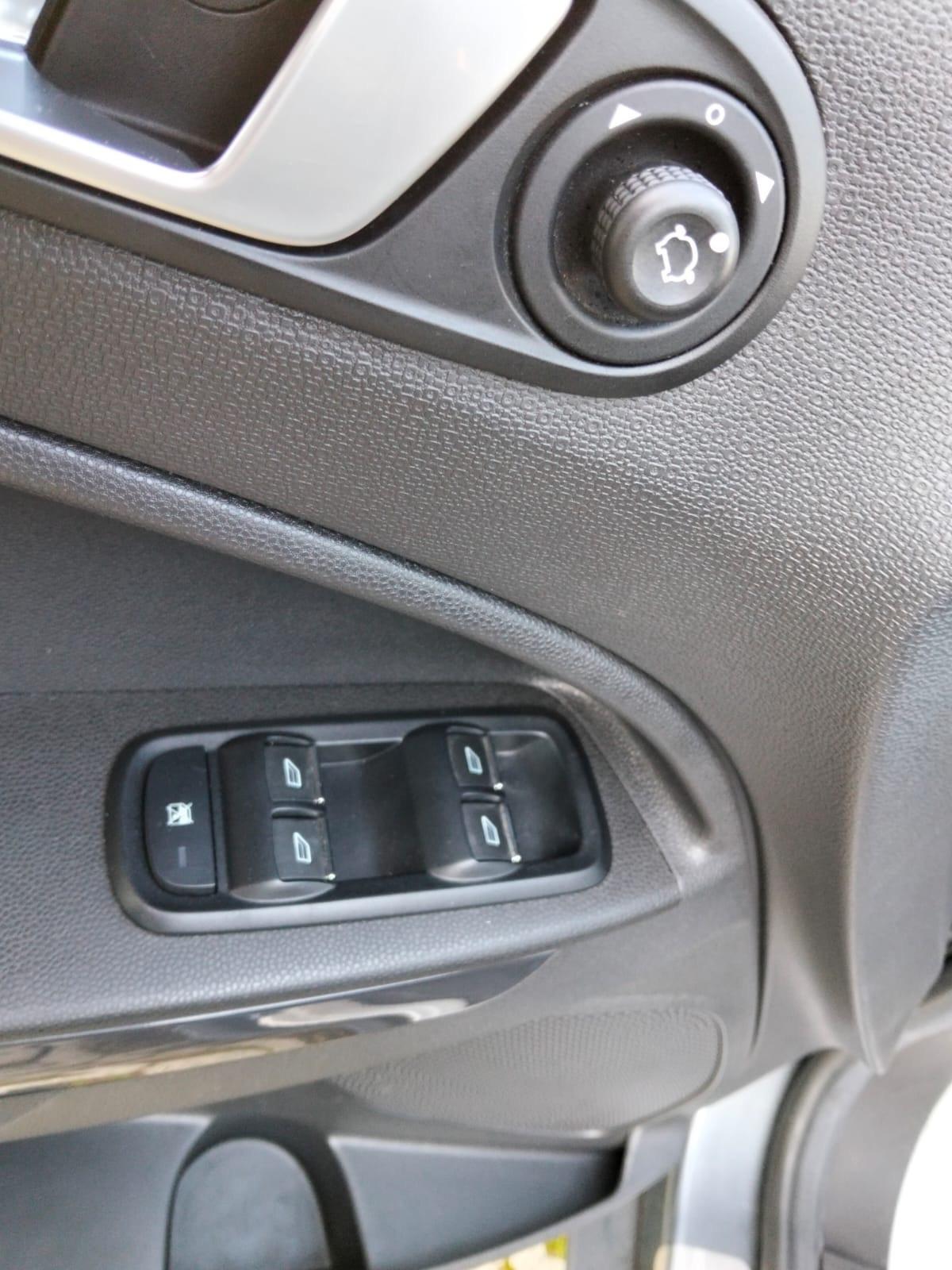 Ford EcoSport 1.5 TDCi 95 CV Titanium S*Pelle*Navi*Camera*E6