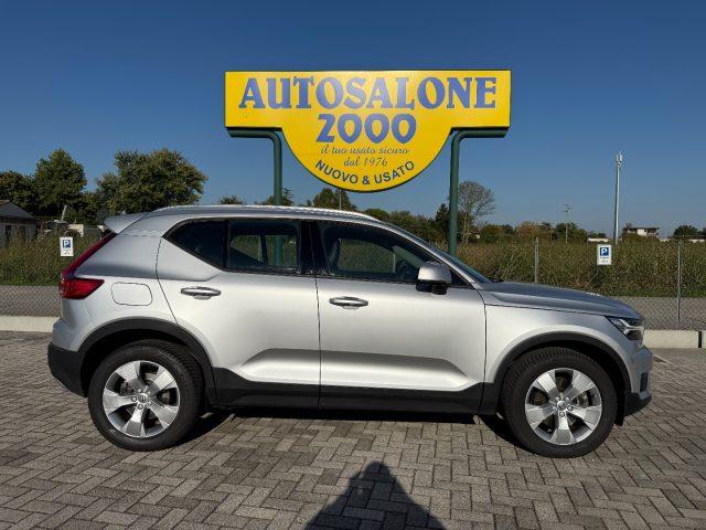 VOLVO XC40 D3 AWD Geartronic Momentum