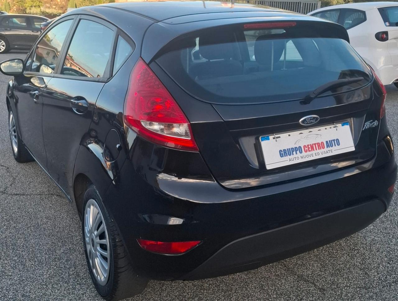 Ford Fiesta 1.4 TDCi 5p. - 2011