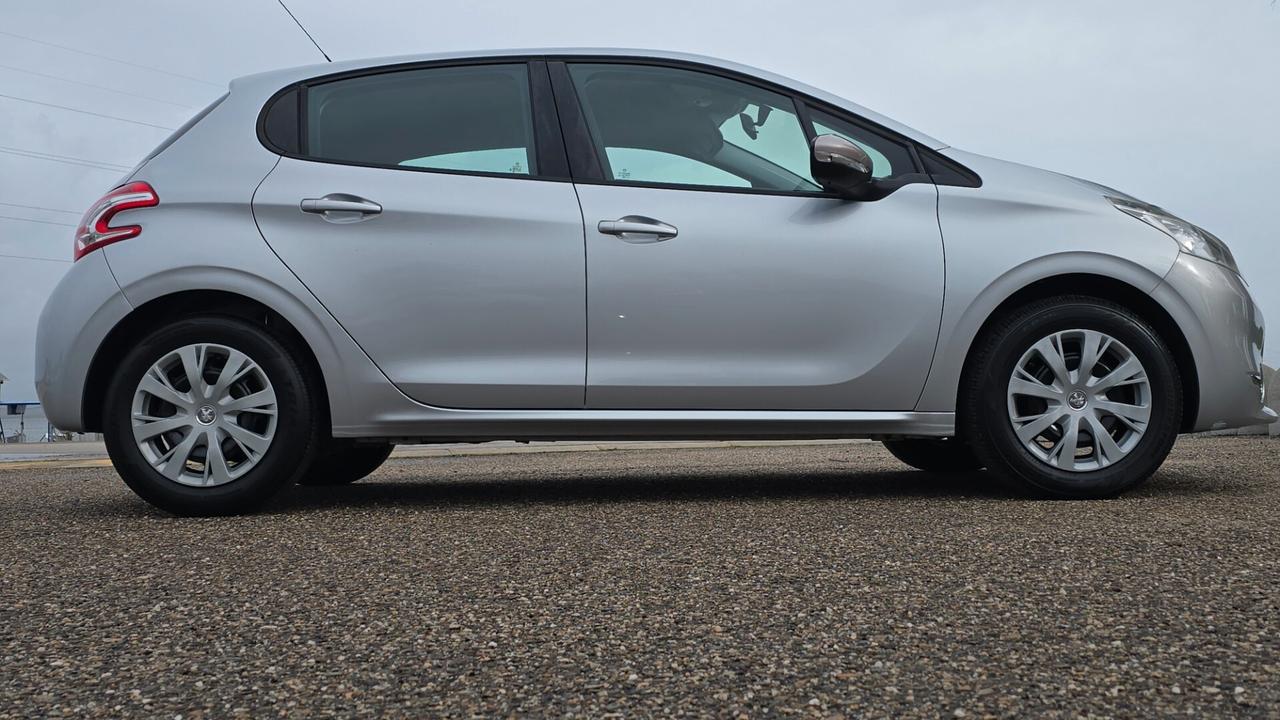 Peugeot 208 1.2 VTi 82 CV 5 porte Active