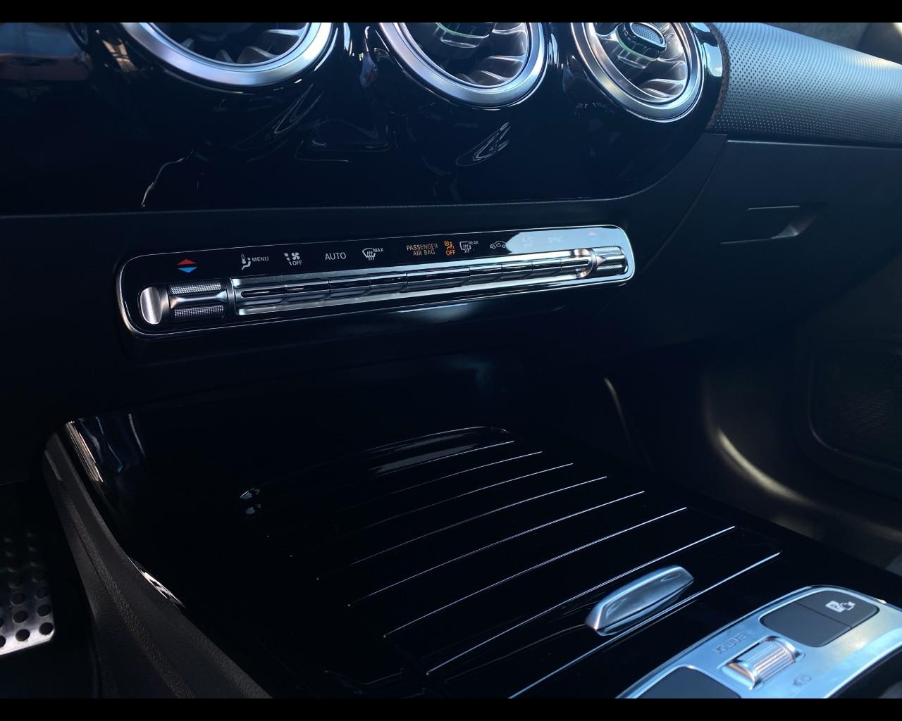 Mercedes-Benz A 220 d Automatic AMG Line Premium Plus