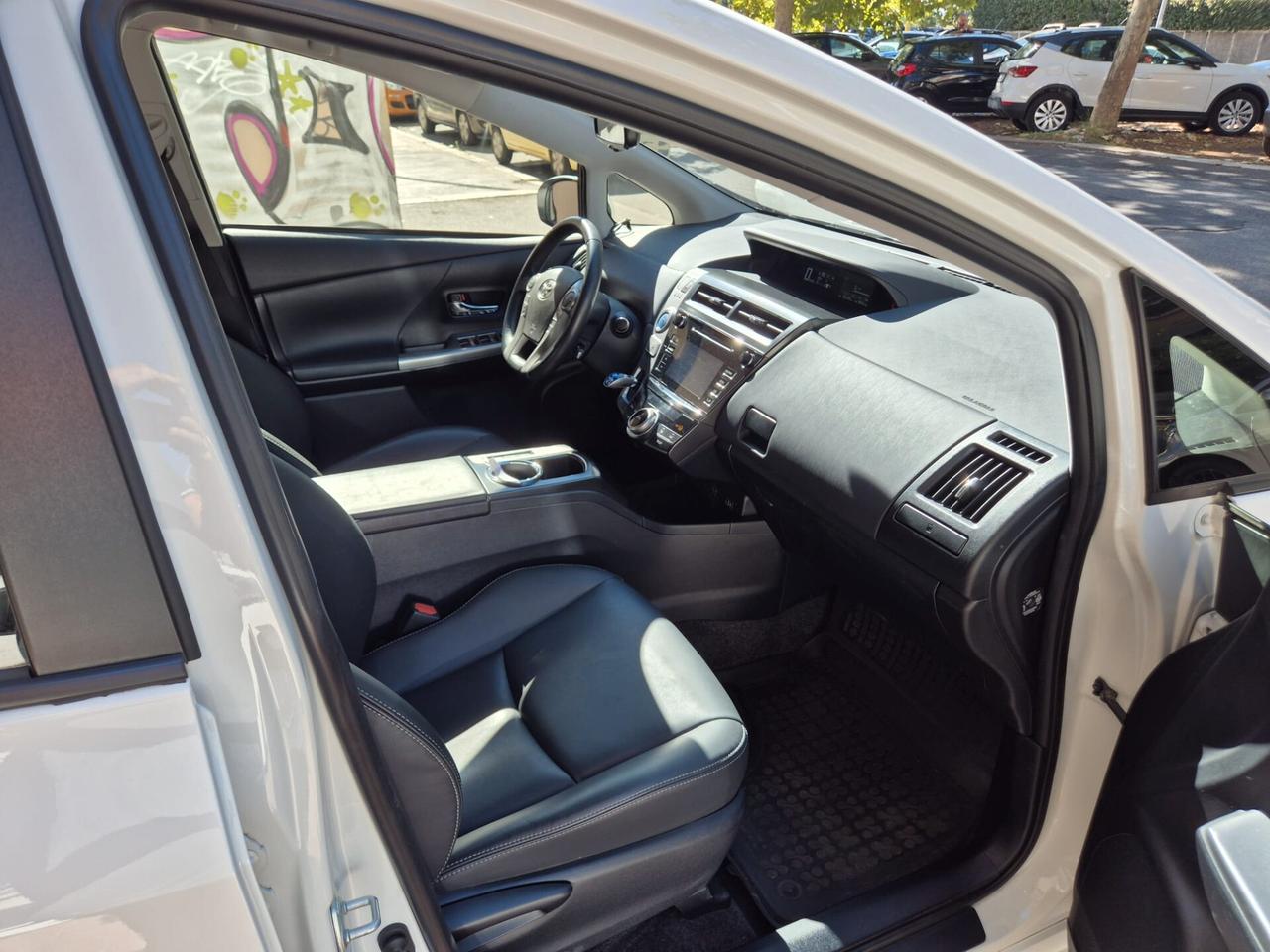 Toyota Prius Prius+ 1.8 Lounge