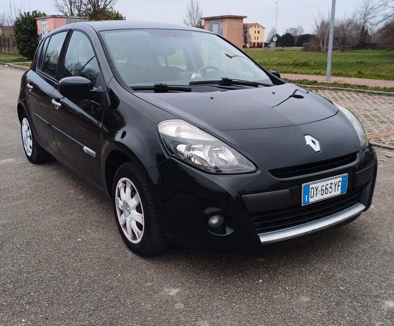 Renault Clio 1.2 16V 5 porte GPL Dynamique