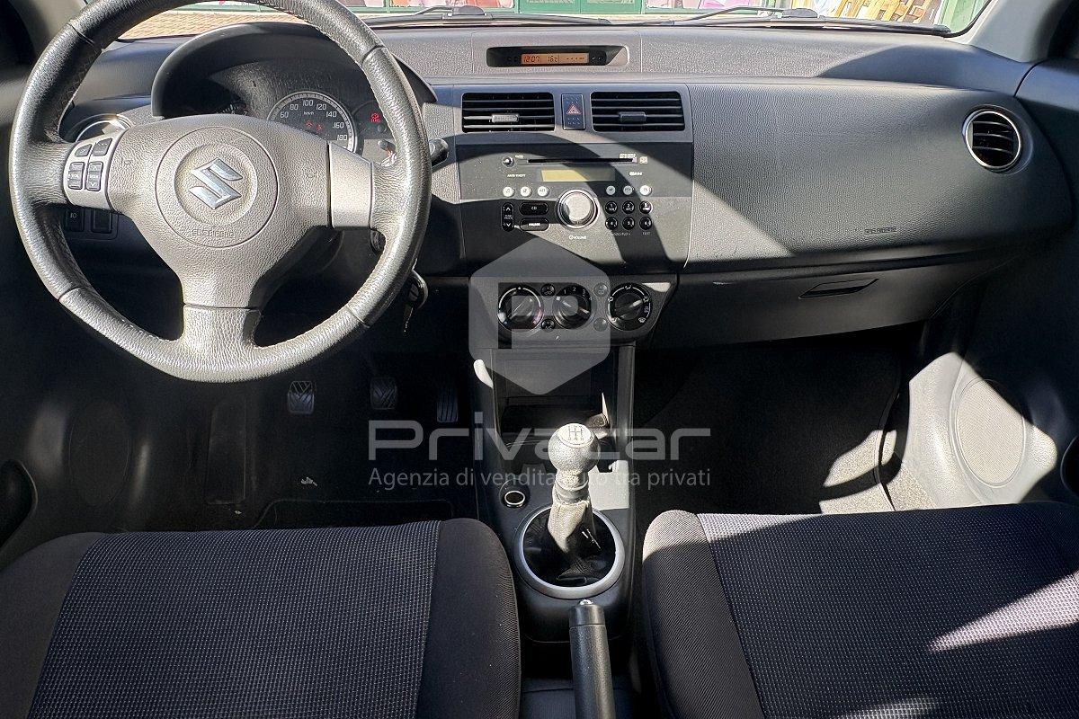 SUZUKI Swift 1.3 4x4 5p. GL