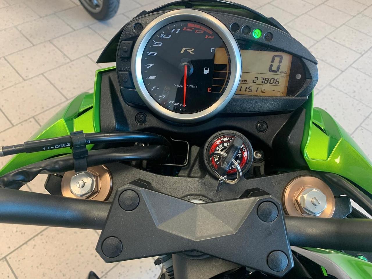 Kawasaki Z-750 "R" Full