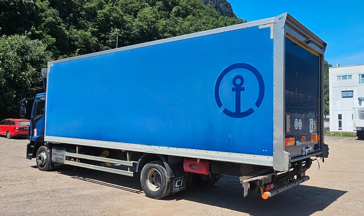 IVECO EUROCARGO 120 - 22 (Euro 6) 317.578 km