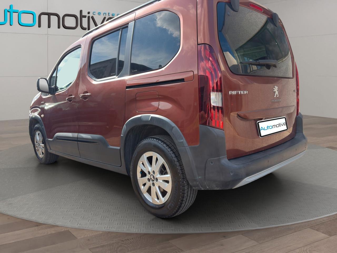 Peugeot Rifter BlueHDi 100 GT Line Standard