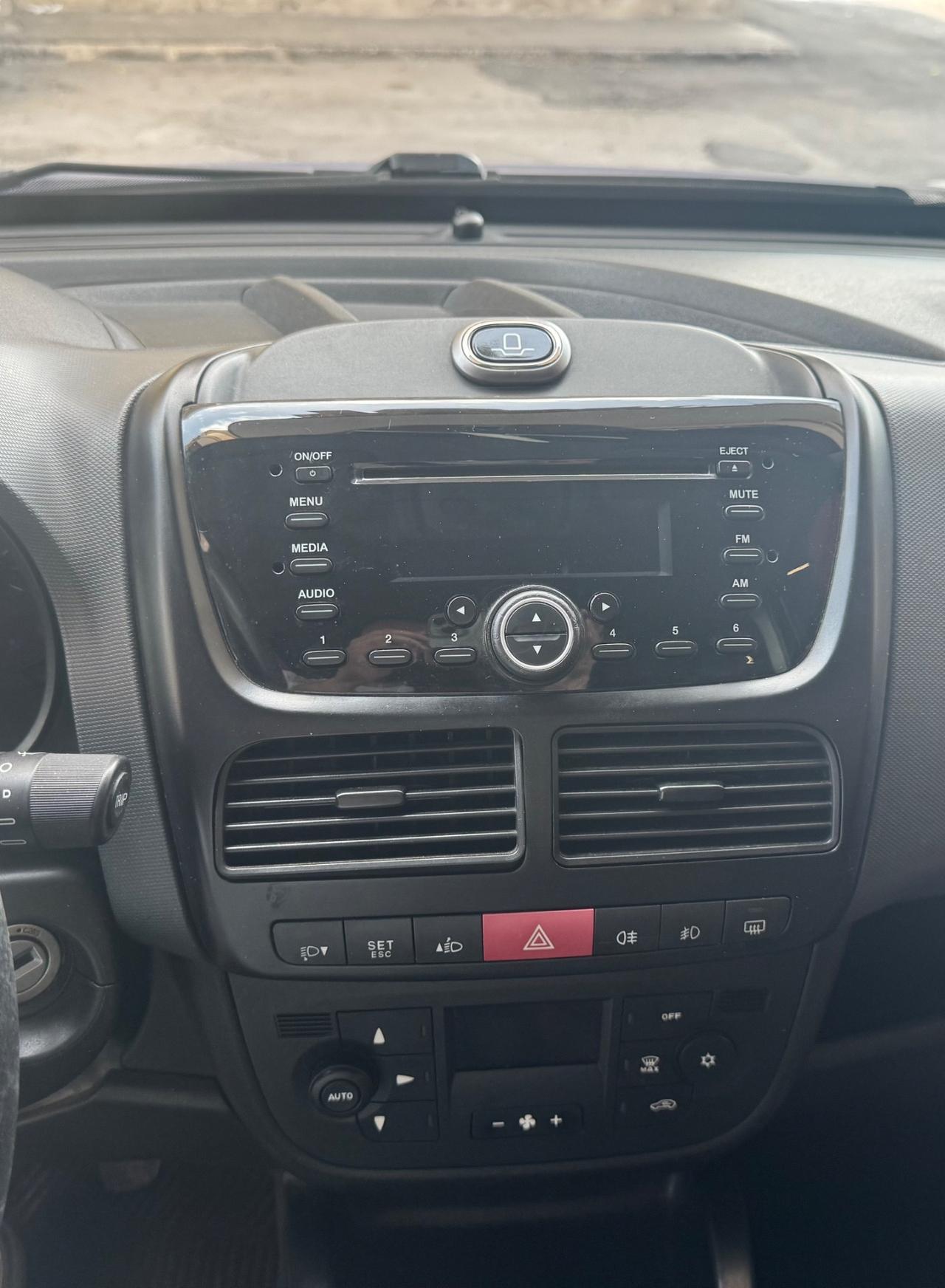 Fiat Doblo Doblò 1.4 16V Emotion