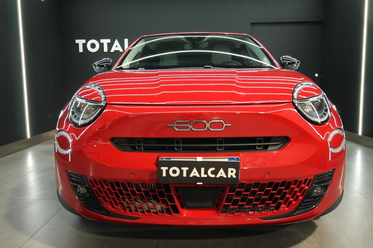 FIAT 600 1.2 HYBRID LA PRIMA 110 CV