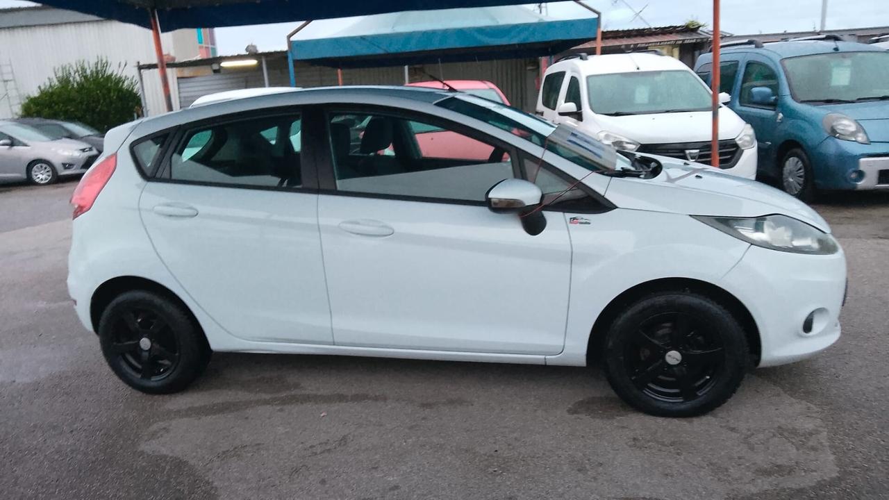 Ford Fiesta 1.4 TDCi 5p. Ghia