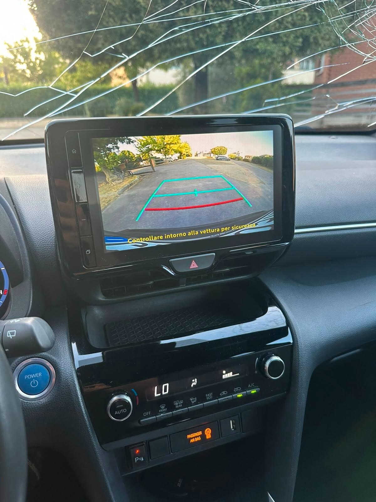 Toyota Yaris Cross 1.5 Hybrid automatica sinistrata