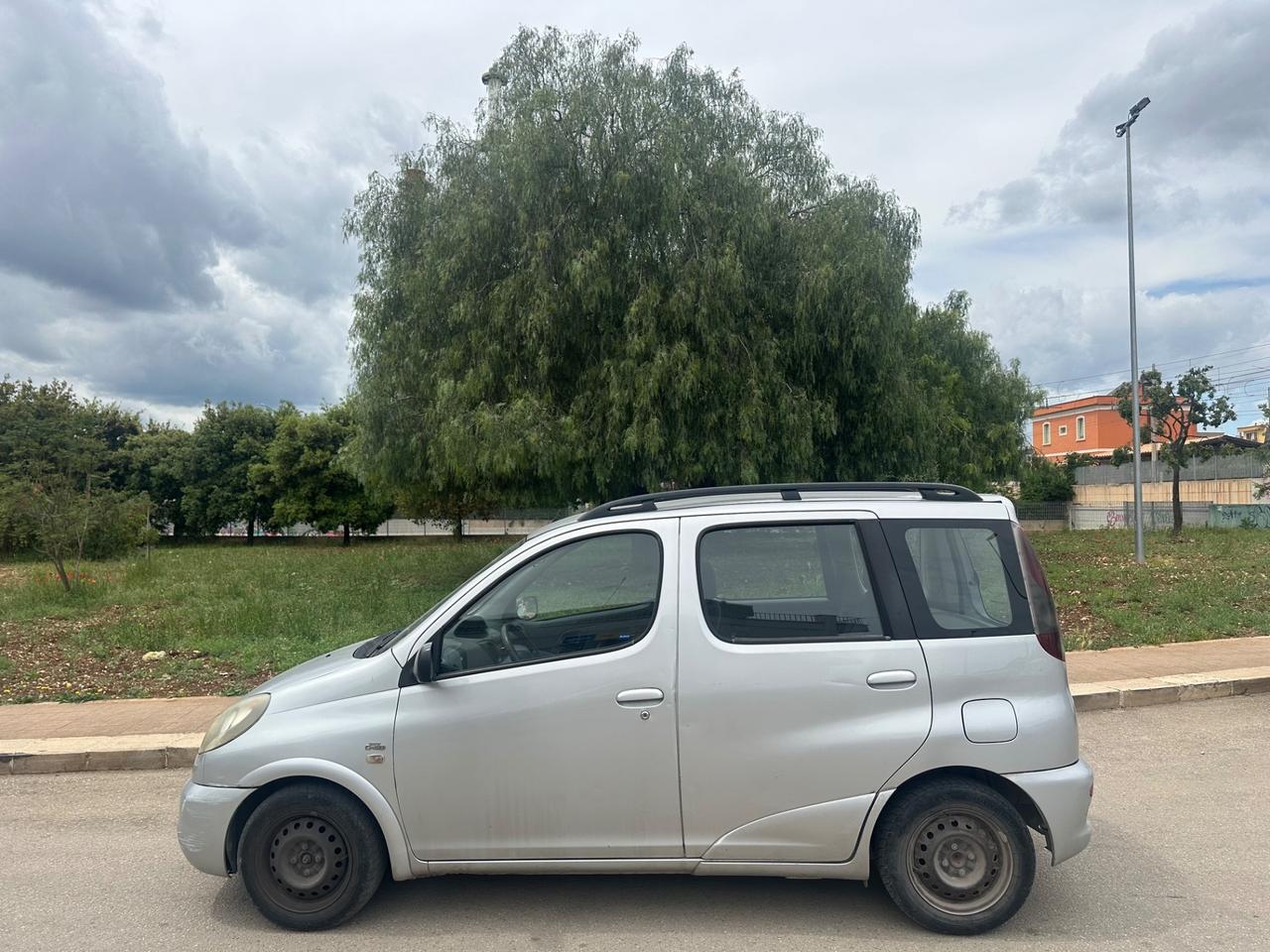 Toyota YARIS VERSO 1.4 DIESEL