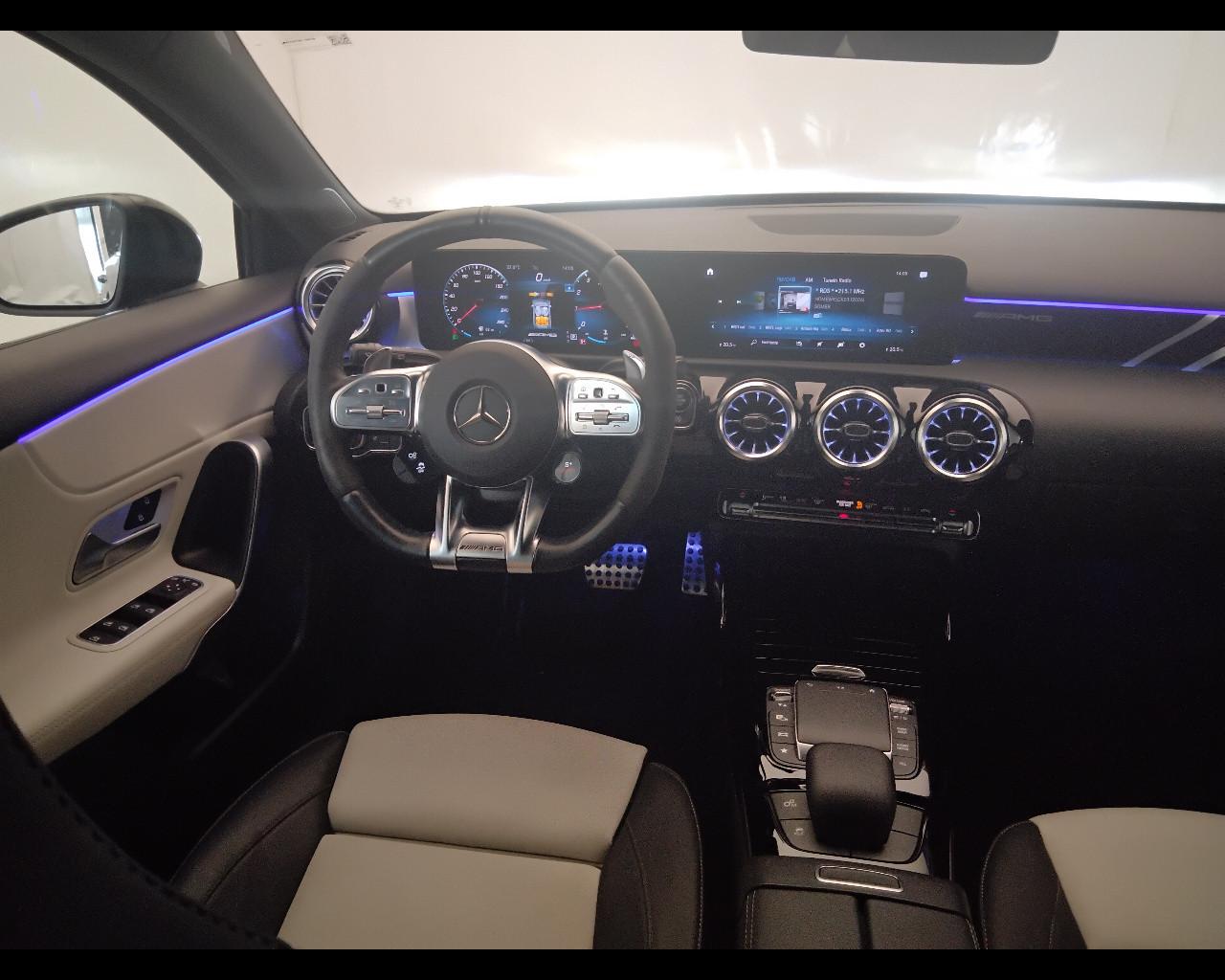 Mercedes-Benz Classe A - W177 2018 - A AMG 35 4matic auto
