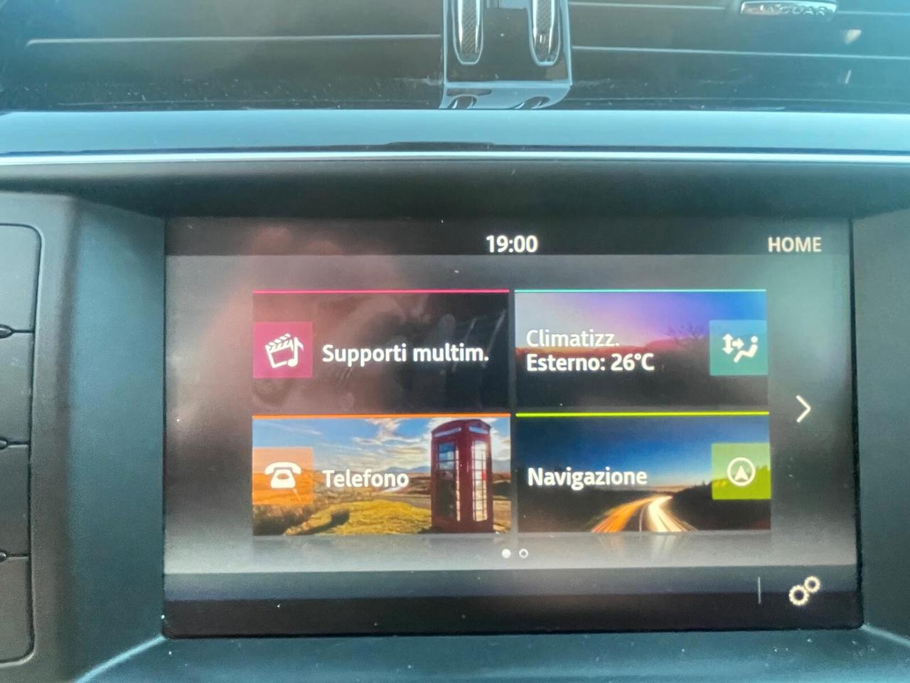 Jaguar F-Pace 2.0 D 180 CV AWD aut. R-Sport