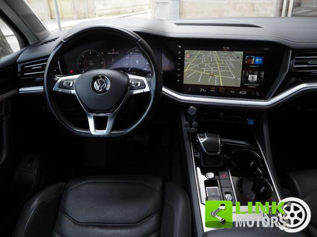 VOLKSWAGEN Touareg 3.0 V6 TDI 286 CV R-LINE