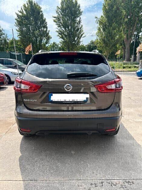 Nissan Qashqai 1.5 dCi Tekna 5 Porte
