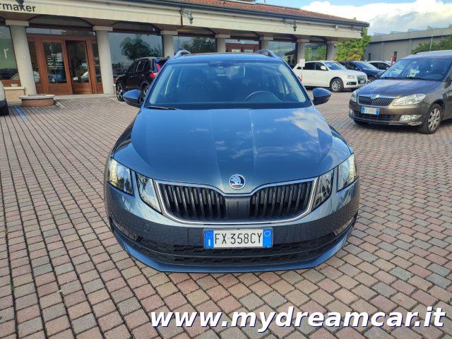SKODA Octavia 1.5 DSG Wagon Ambition G-Tec