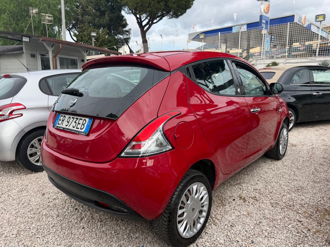 Lancia Ypsilon Ecochic Gold