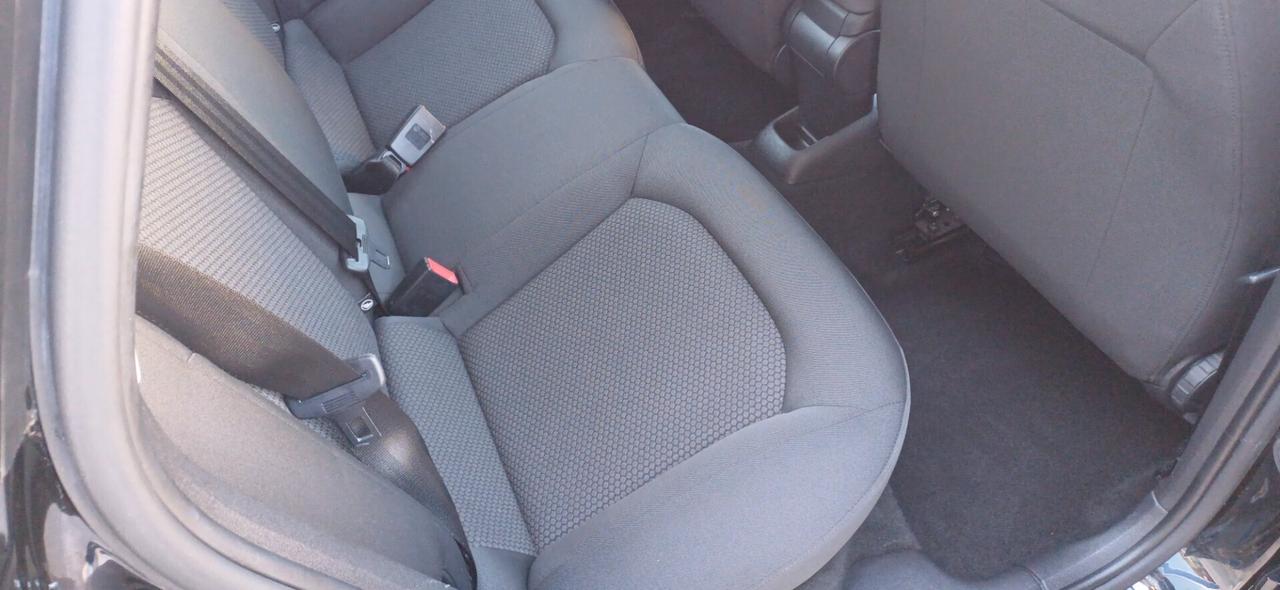 Audi A1 1.6 TDI 116 CV S tronic Metal plus
