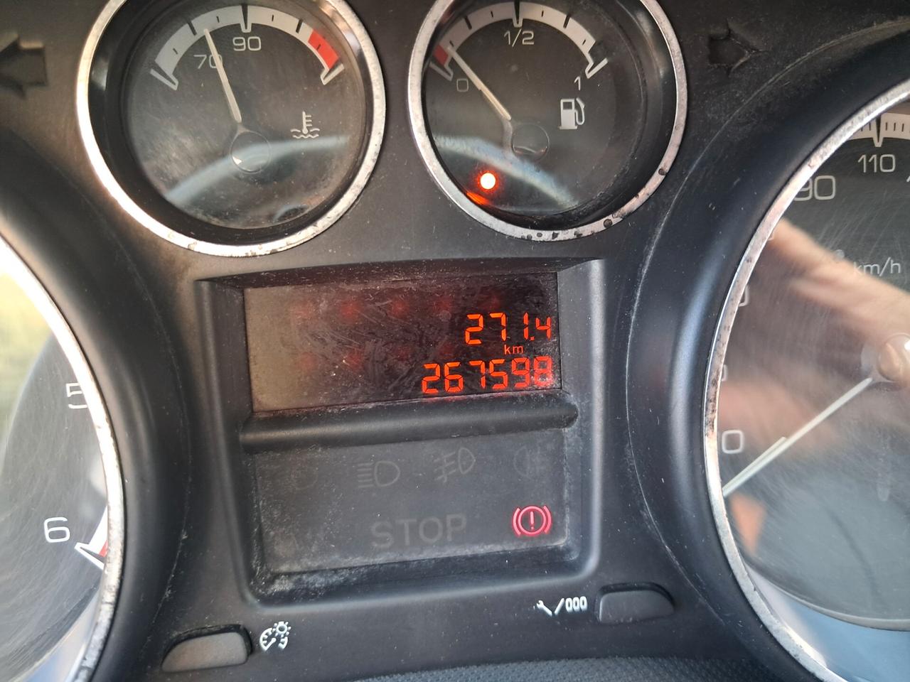 Peugeot 308 1.6 HDi 110CV 5p. Premium (6 Marce)