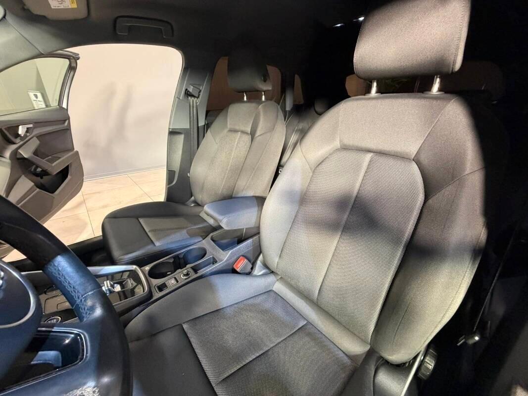 Audi A3 Sedan 35 TDI S tronic line edition