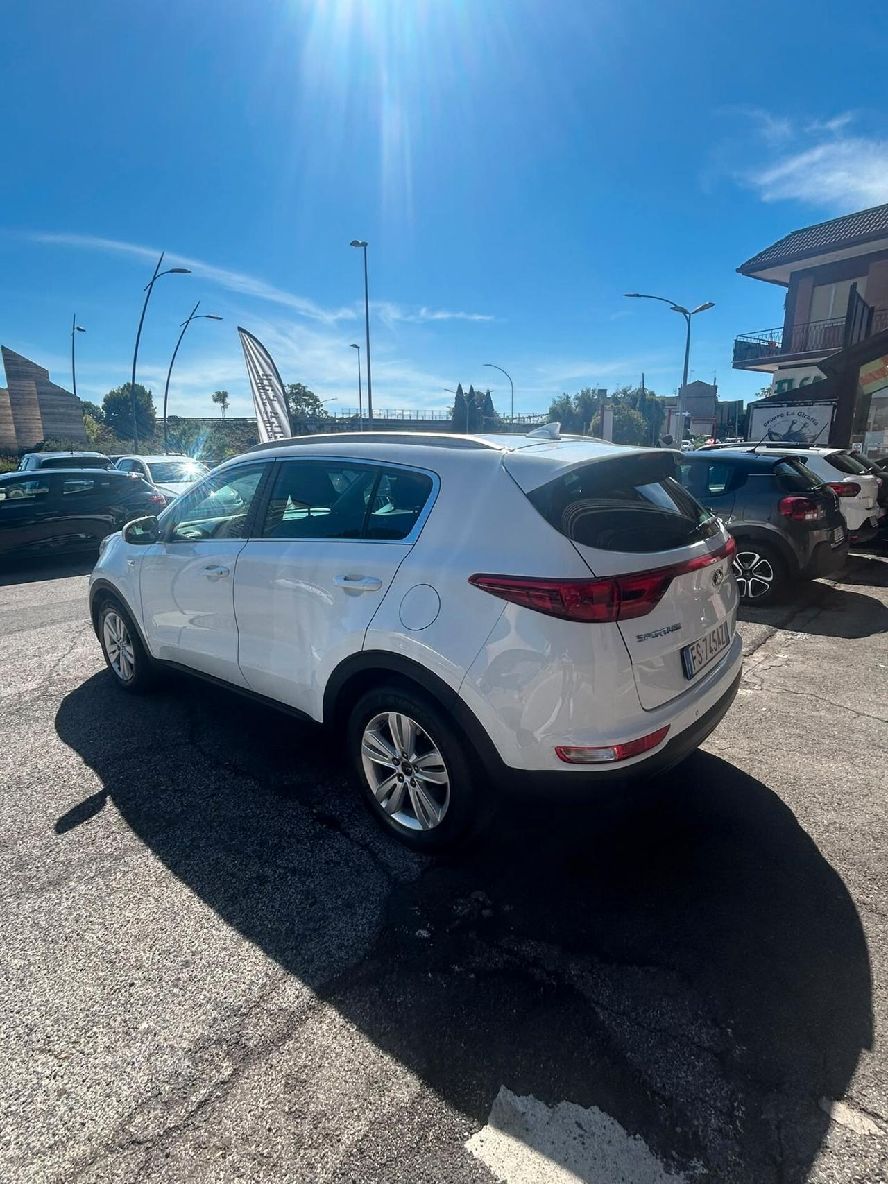 Kia Sportage 1.7 CRDI 141 CV DCT7 2WD Business Class