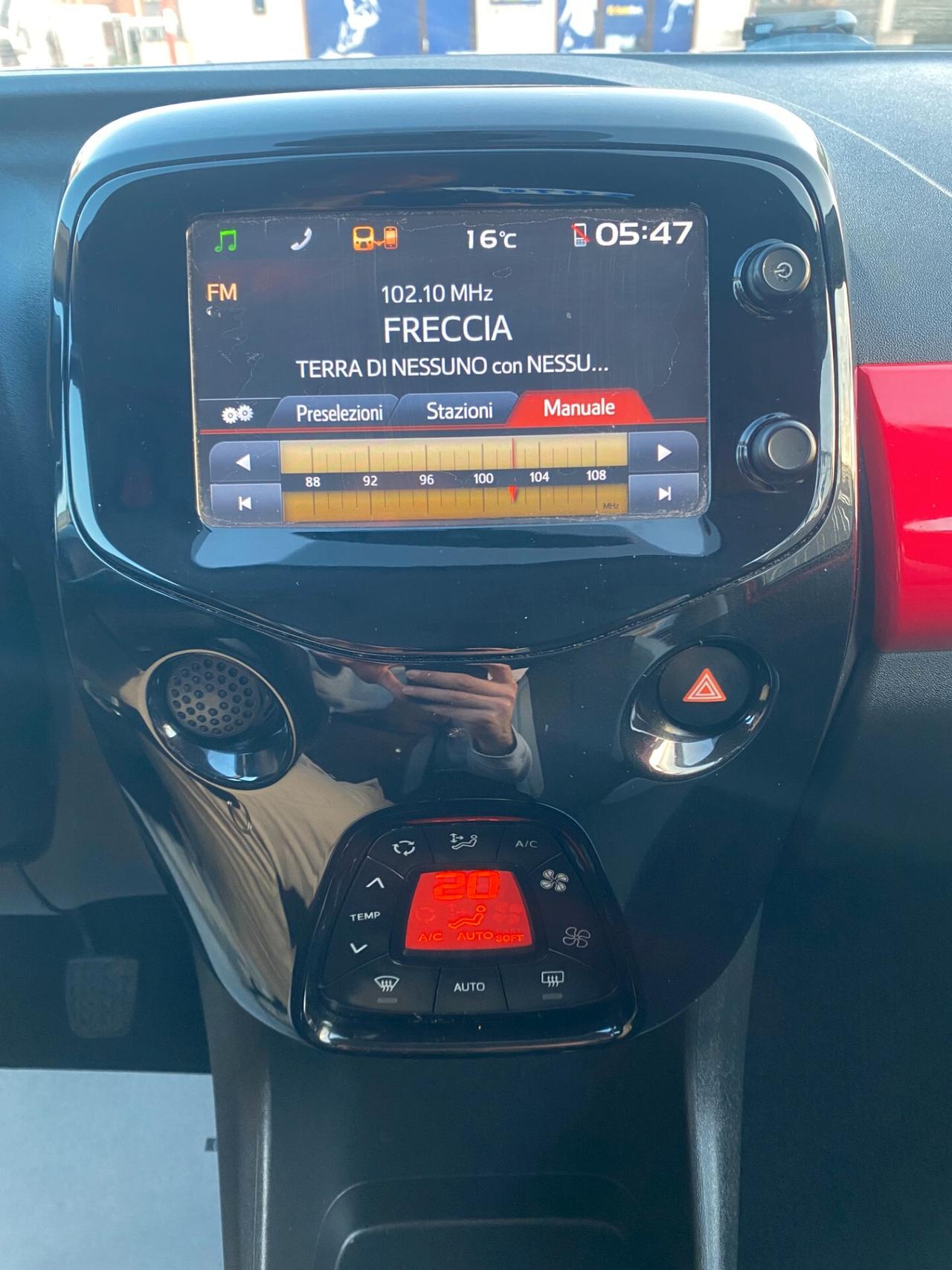 TOYOTA Aygo 1.0 70Cv 5porte X-Play UNICO PROPRIETARIO