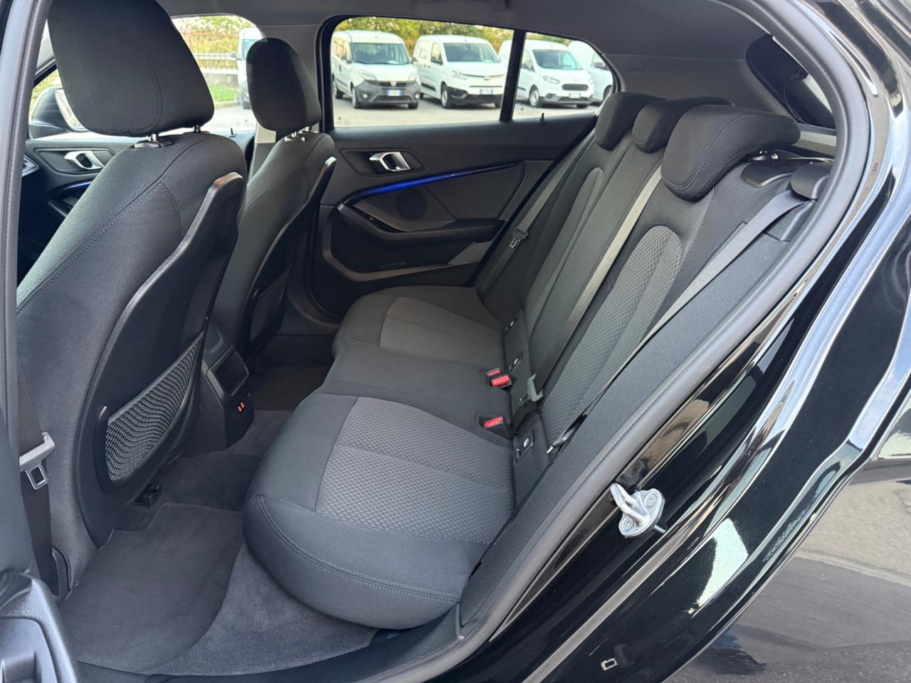 Bmw 120 xDrive 5p. Business Advantage