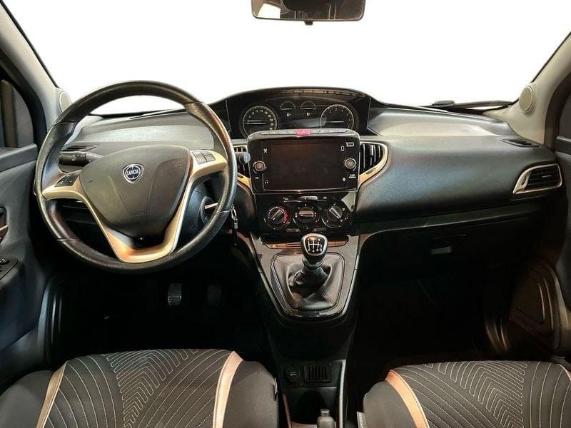 Lancia Ypsilon III 2021 1.0 firefly hybrid Alberta Ferretti s&s 70cv 5p.ti