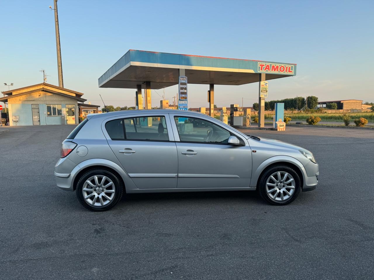 Opel Astra 1.4 16V Twinport 5 porte Club