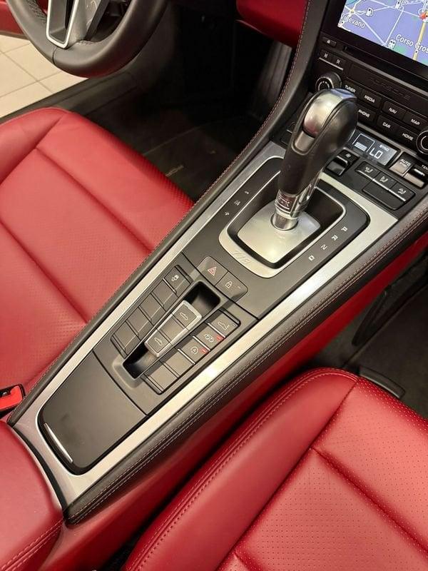 Porsche 718 2.0 Boxster