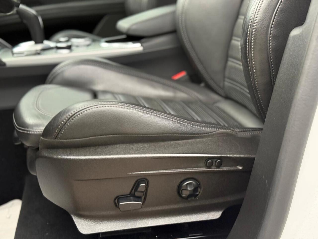 Alfa Stelvio 2.2 Td 210 CV AT8 Q4 Veloce New Model