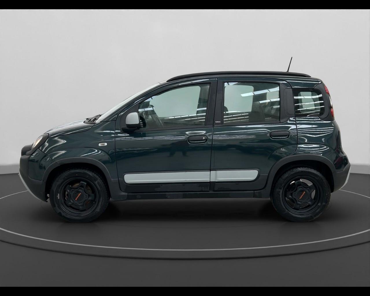 FIAT Panda III 2021 Cross - Panda 1.0 firefly hybrid Garmin s&s 7