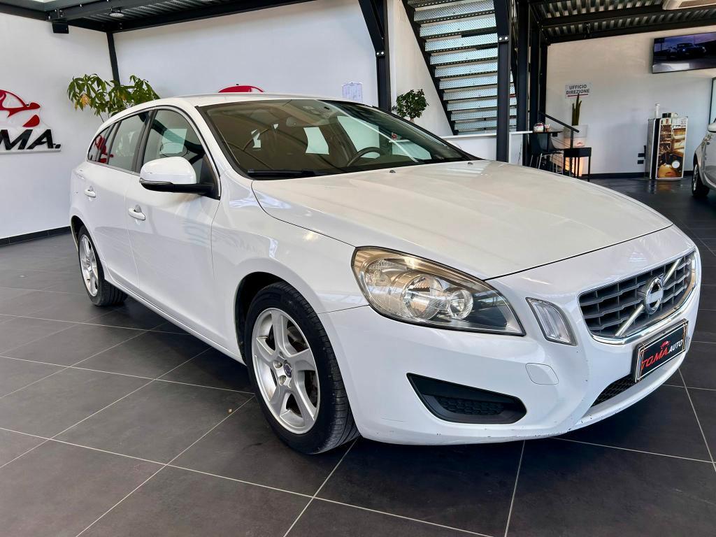 Volvo V60 2.0 d3 Momentum