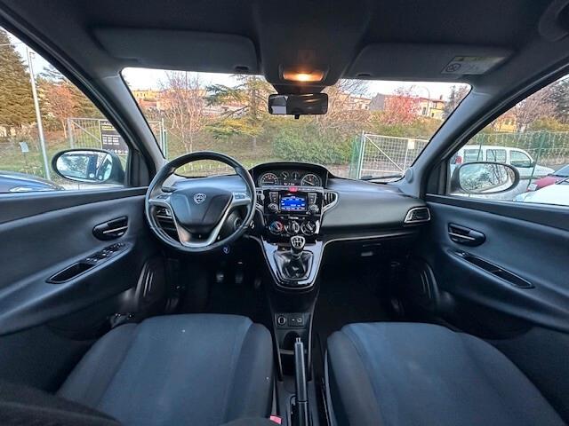 Lancia Ypsilon 1.2 69 CV 5 porte GPL Ecochic Gold