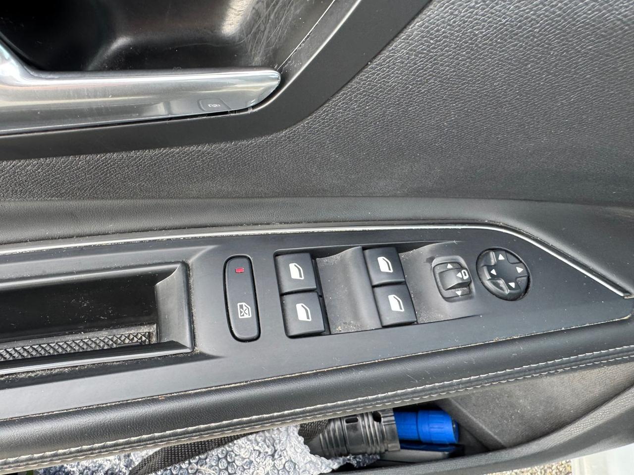 Peugeot 5008 1.5 Blue HDI 130 Allure 7 Posti #7721