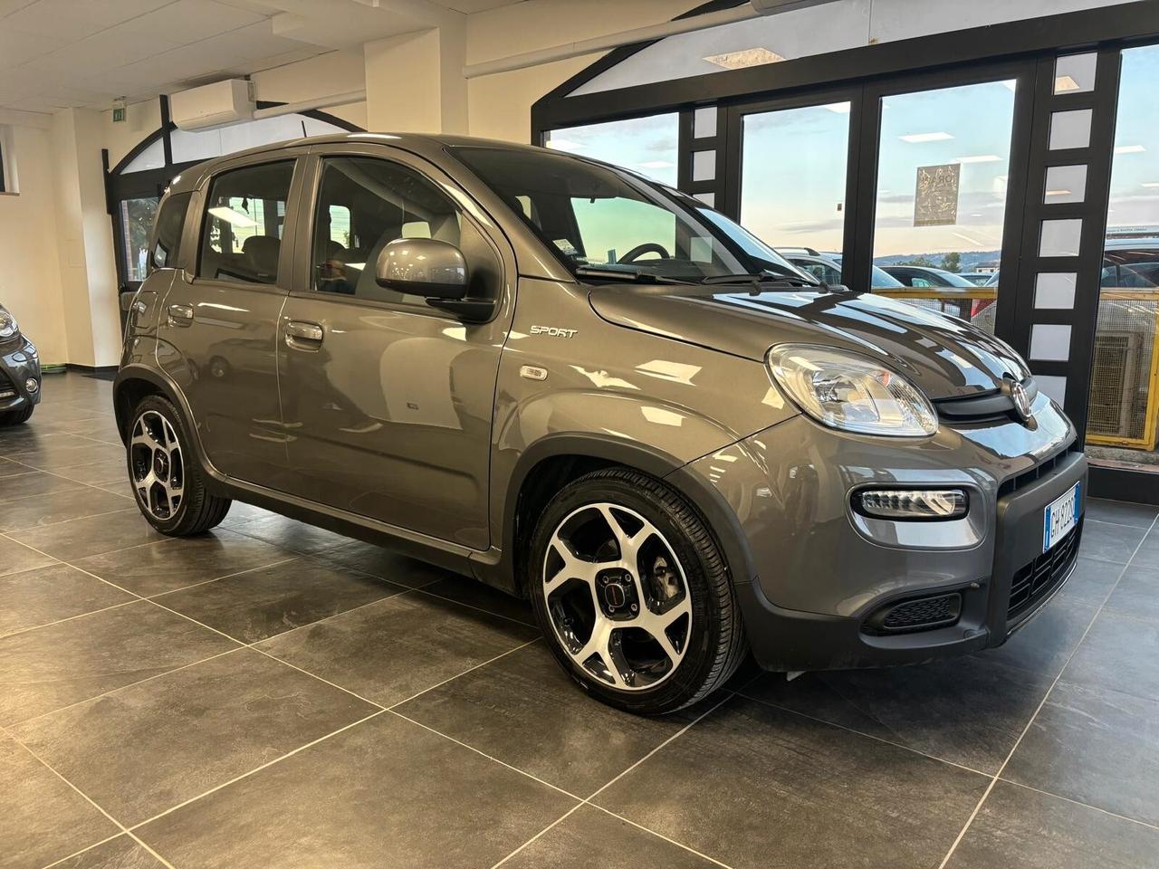 FIAT PANDA ANNO 2022 BZ IBRIDA ADATTA NEOPATENTATI KM 76 MILA