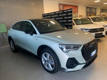 AUDI Q3 35 TDI S tronic S line edition del 2021